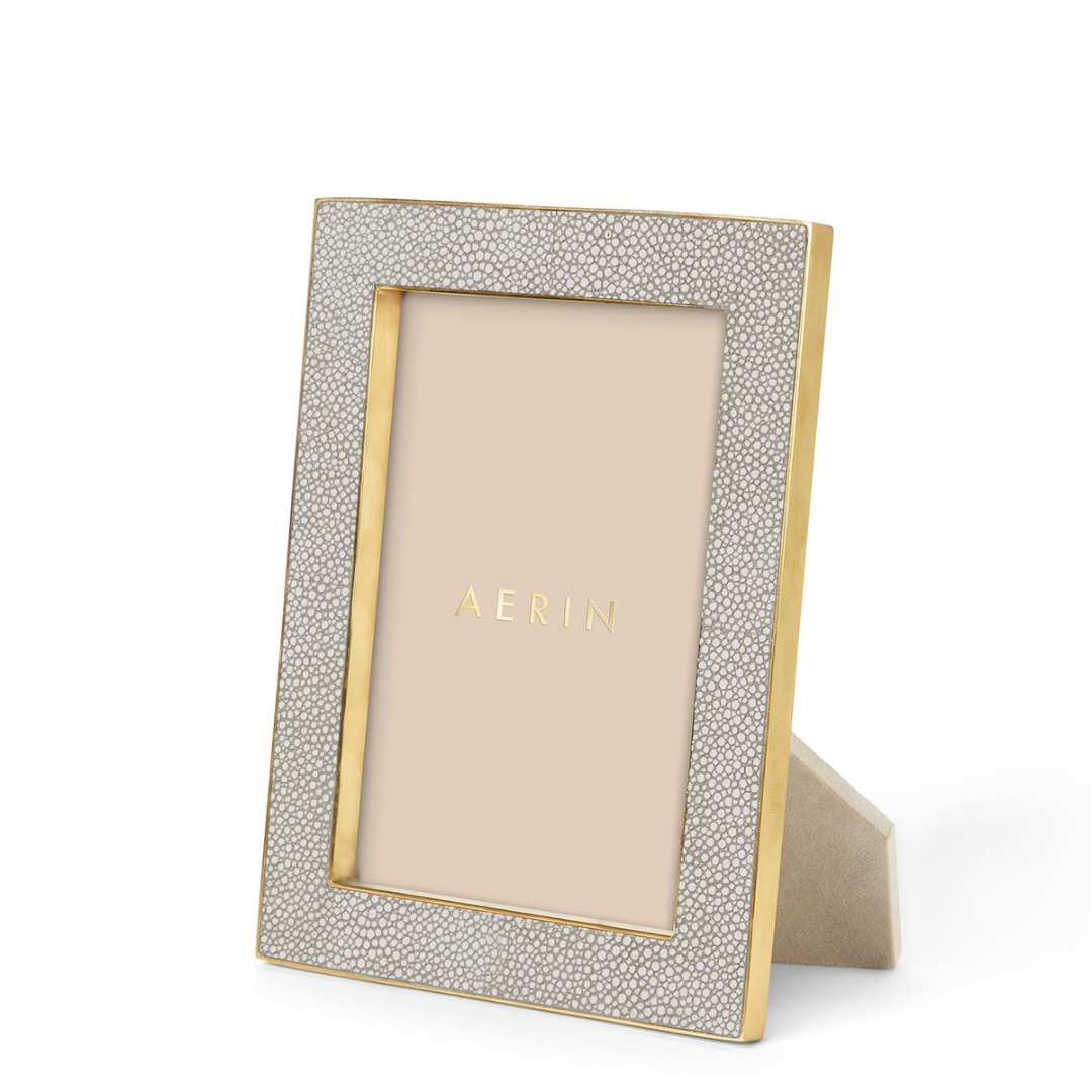 Classic Shagreen Frame 5x7 (Dove)